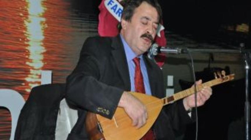 Alaplı&rsquo;da Muslubaş&rsquo;tan T&uuml;rk&uuml; Dinletisi