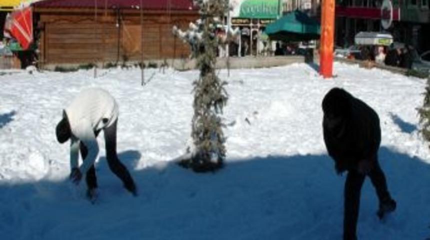 Karın Tadını &Ccedil;ocuklar &Ccedil;ıkardı