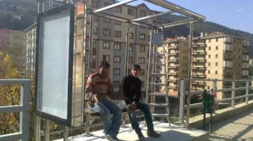 G&uuml;m&uuml;şhane&rsquo;de Kent Mobilyaları Yenileniyor