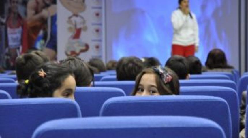 Öğrencilere ‘olimpik Eğitim Projesi’ Semineri