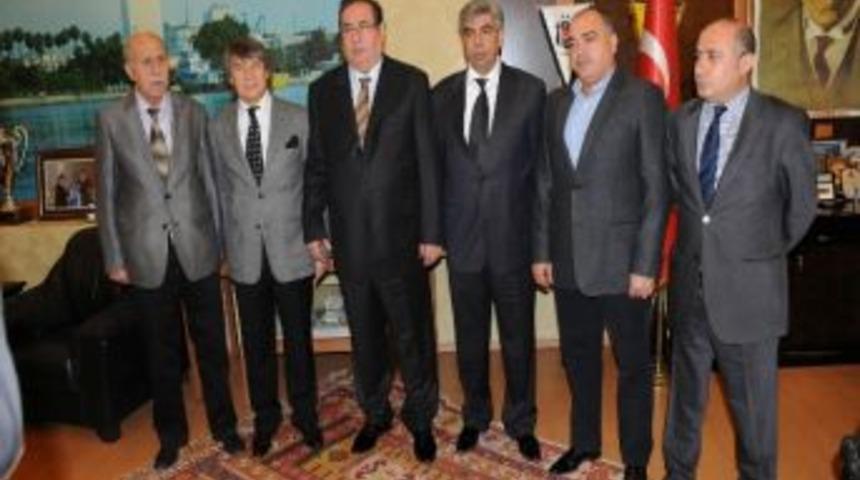 Şanlıurfa Vakfı Y&ouml;netiminden Başkan &Ouml;zcan'a Ziyaret