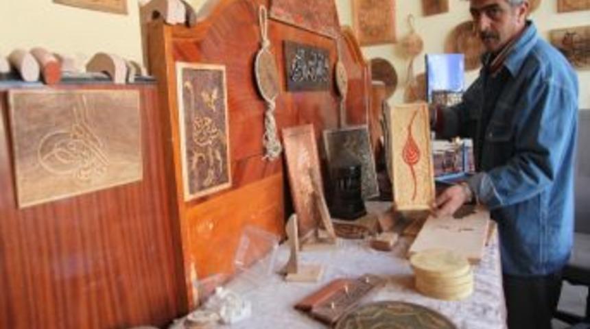 Ahlat'taki Ustaların Alkışlanmaya Değer &Ccedil;abaları