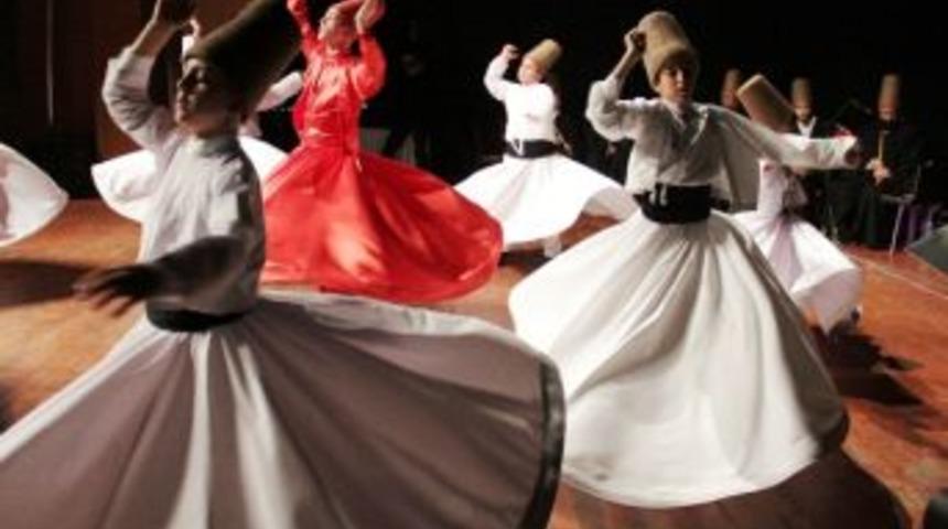 İzmit, D&uuml;nyanın En B&uuml;y&uuml;k G&ouml;sterisine Hazırlanıyor