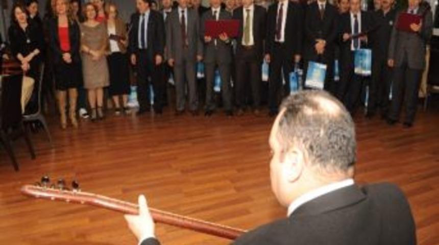 &lsquo;biz Korosu&rsquo;na Teşekk&uuml;r Yemeği D&uuml;zenlendi