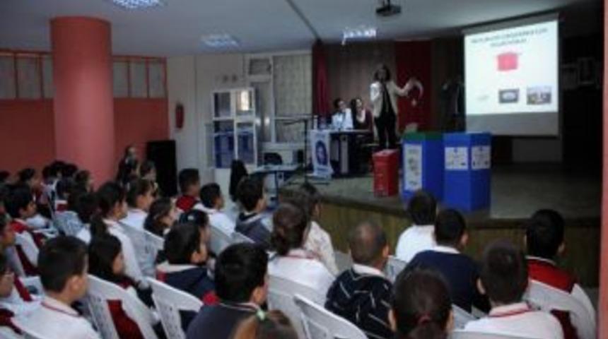 Antalya B&uuml;y&uuml;kşehir Belediyesi'nden Okullarda Geri D&ouml;n&uuml;ş&uuml;m Semineri