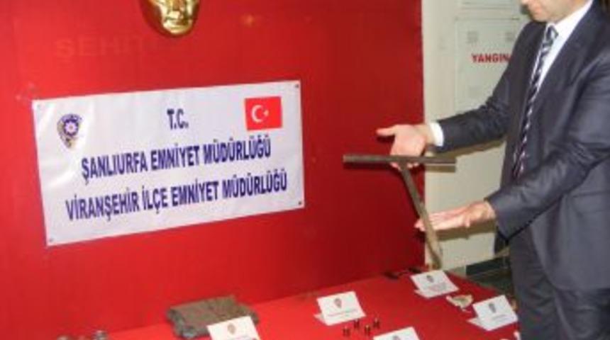 3 Ayrı Su&ccedil;tan Aranan Şahsı Polis Ve Jandarma Ortak Operasyonla Yakaladı