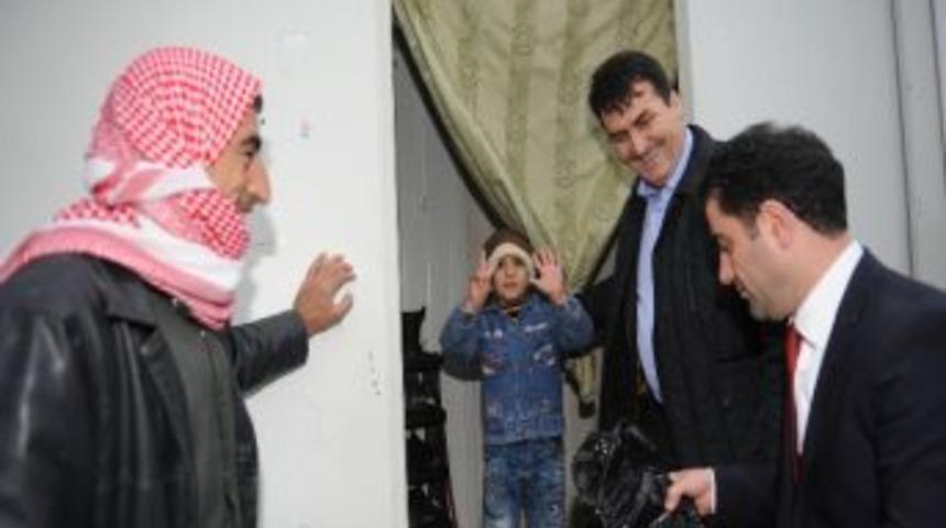 M&uuml;lteciler D&uuml;ndar&rsquo;ı Coşkuyla Karşıladı