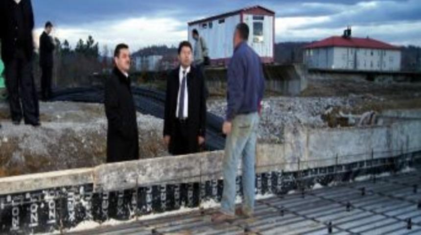 Milletvekili Tun&ccedil; Gen&ccedil;lik Merkezi İnşaatını İnceledi