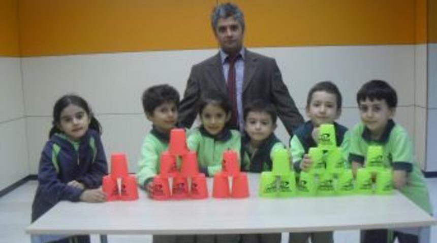 &Ccedil;orlu Fatih Koleji'nde Speed Stacks Uygulaması Başladı