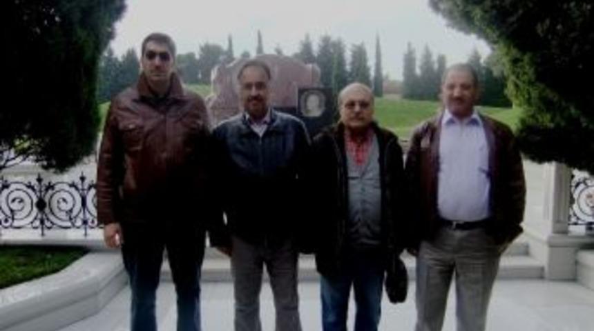 Iğdır &Uuml;niversitesi Heyetinden Aliyev&rsquo;in Anıt Mezarına Ziyaret