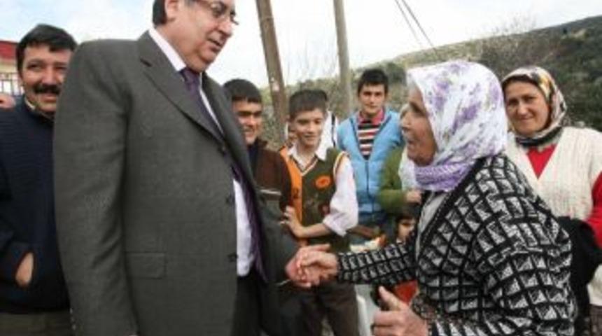 Başkan &Ouml;zcan Yeni B&uuml;y&uuml;kşehir Yasası&rsquo;nı Değerlendirdi