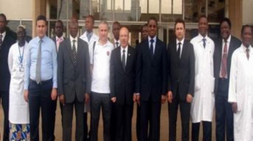 Kamerun&rsquo;da Egesader&rsquo;e Bakan Desteği