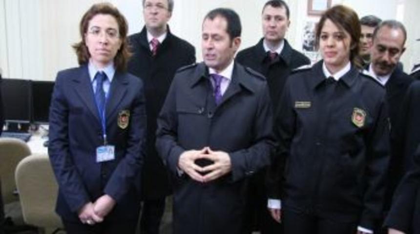 G&uuml;mr&uuml;k&ccedil;&uuml;lere Yeni Kıyafet