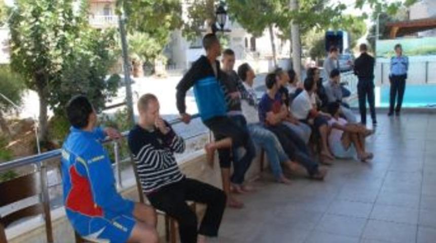 Didim&rsquo;de 22 Ka&ccedil;ak G&ouml;&ccedil;men Yakalandı