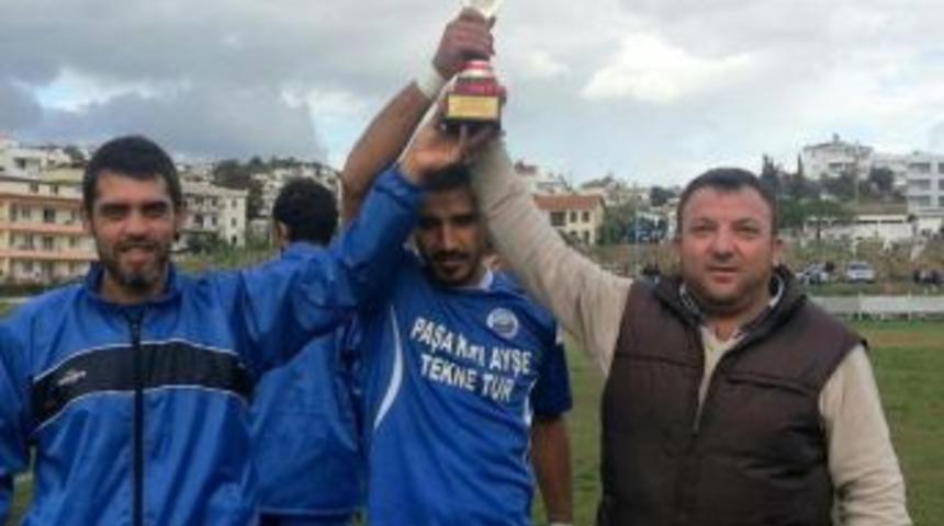 G&uuml;ll&uuml;k Şampiyonluk Kupasına Kavuştu