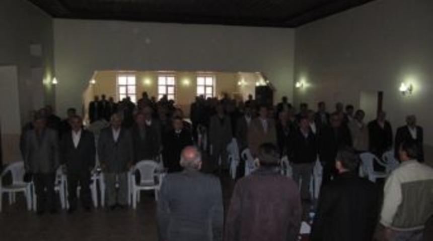 Ara&ccedil;'ta K&ouml;ylere Hizmet G&ouml;t&uuml;rme Birliği Toplantısı Yapıldı