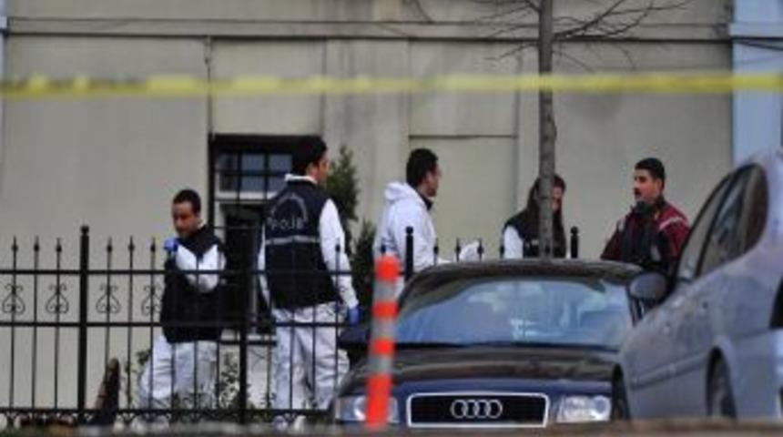 Gaziosmanpaşa'da Polise Saldırı: En Az 3 Yaralı