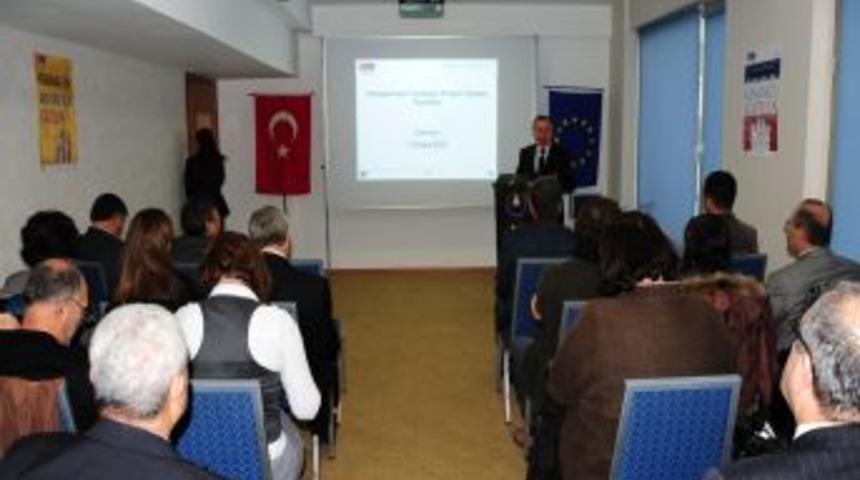 İ&ccedil;işleri Bakanlığı'nın Yerel Y&ouml;netim Projesi Toplantısı Samsun'da Yapıldı
