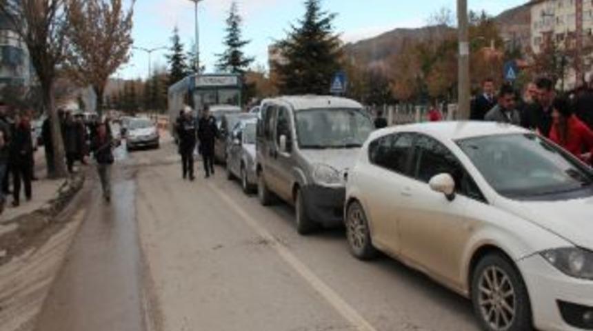 &Ccedil;ankırı&rsquo;da Zincirleme Trafik Kazası