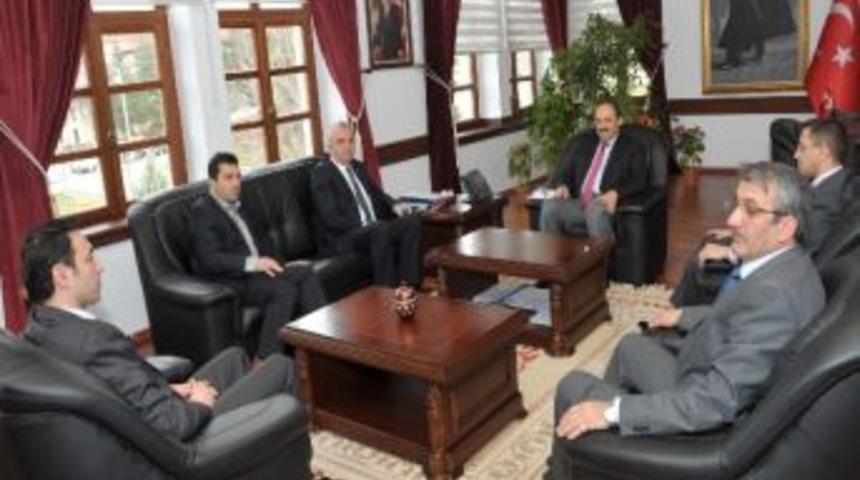 Şehit Dul Ve Yetimler Derneği&rsquo;nden Rekt&ouml;r Aydın&rsquo;a Ziyaret