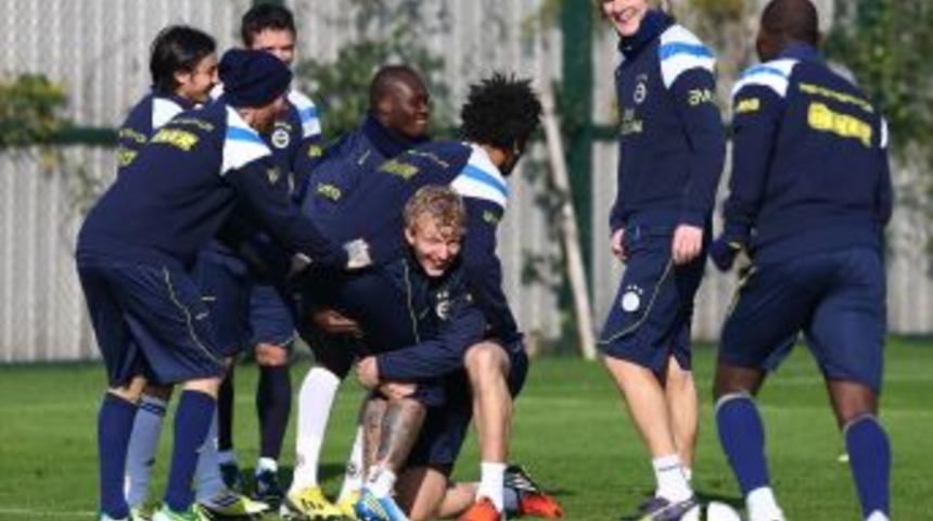 Fenerbah&ccedil;e, G&ouml;ztepe Ma&ccedil;ı Hazırlıklarını Tamamladı