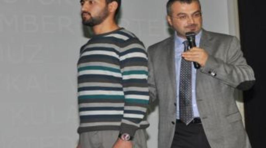 Yanlış Duruş Ve Oturuşların Etkileri 40&rsquo;lı Yaşlarda Ortaya &Ccedil;ıkıyor