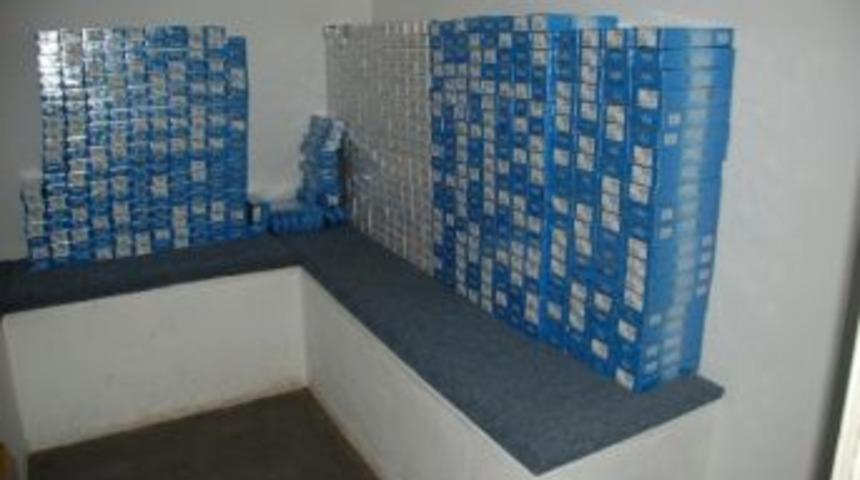 Kırıkhan'da 4 Bin 185 Paket Ka&ccedil;ak Sigara Ele Ge&ccedil;irildi