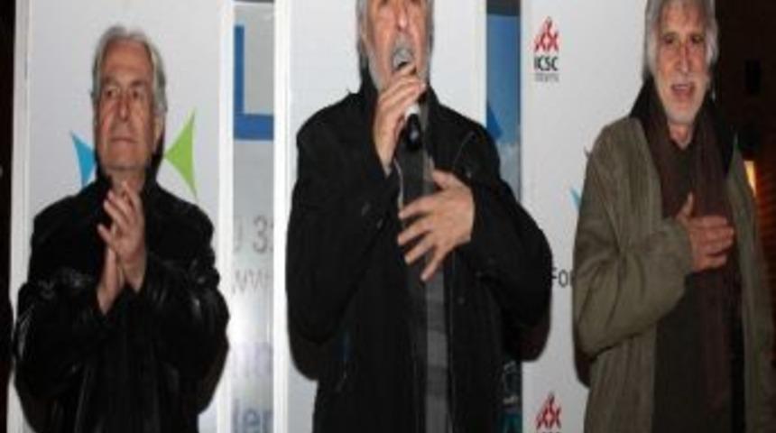 Forum Mersin Rutkay Aziz Ve Taner Barlas&rsquo;ı Ağırladı