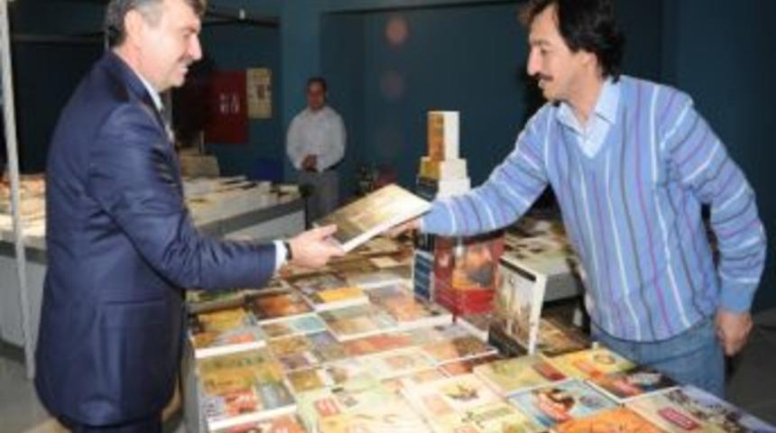 Konya Kitap G&uuml;nleri&rsquo;ni 98 Bin Kişi Ziyaret Etti