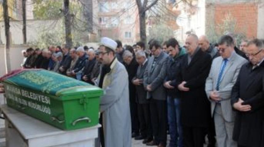 Manisa Sakarya Mahallesi Muhtarı Oktay&rsquo;ın Acı G&uuml;n&uuml;