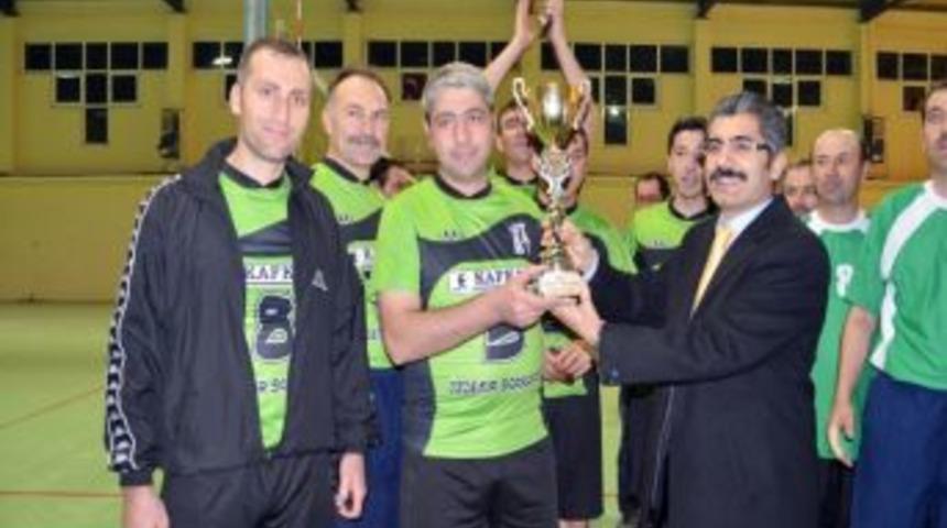 Alaca Belediyesi&rsquo;nin Voleybol Turnuvası Sona Erdi