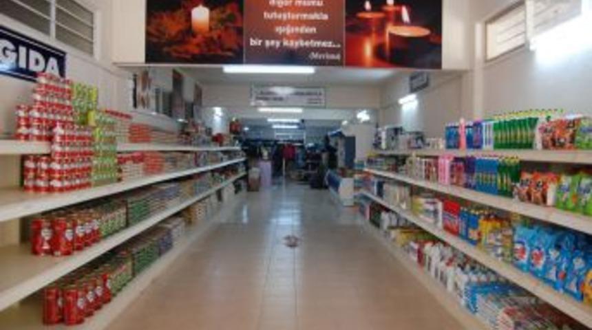 Merzifon&rsquo;da Ihtiya&ccedil; Sahiplerinin Y&uuml;z&uuml; Şefkat &Ccedil;arşısı Ile G&uuml;l&uuml;yor