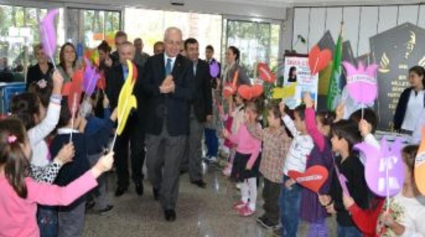 Kitap Gelirleri Dev &Ouml;ğrencilere