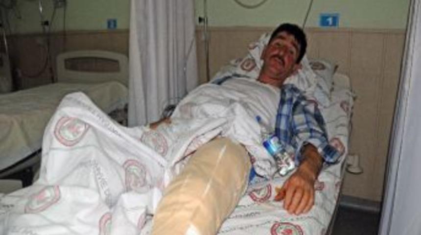 Uyardığı Gen&ccedil;lerin Bı&ccedil;aklı Saldırısına Uğradı