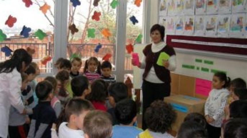 &Ouml;demiş'te Anaokulu&rsquo;nda Oy Kullanma Heyecanı