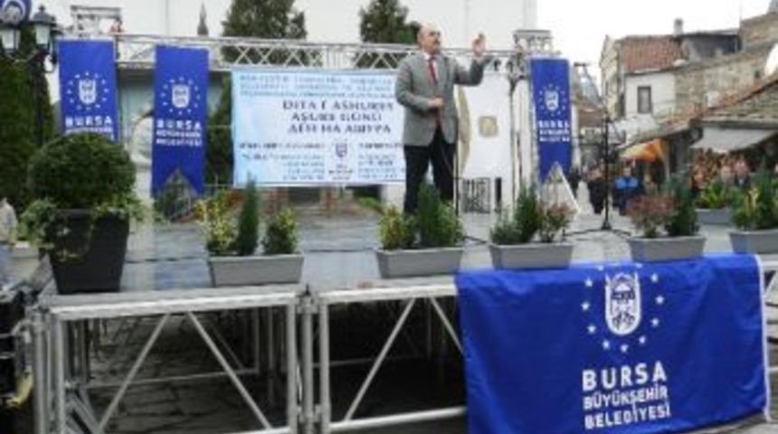 Aşure Kazanları Balkanlarda Birlik İ&ccedil;in Kaynadı