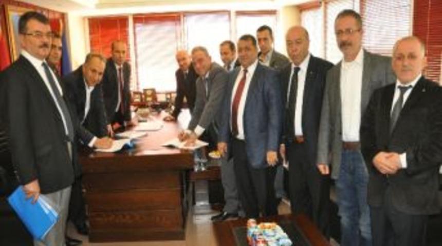 Soma'da Maden İş&ccedil;ilerinin Toplu S&ouml;zleşme Sevinci