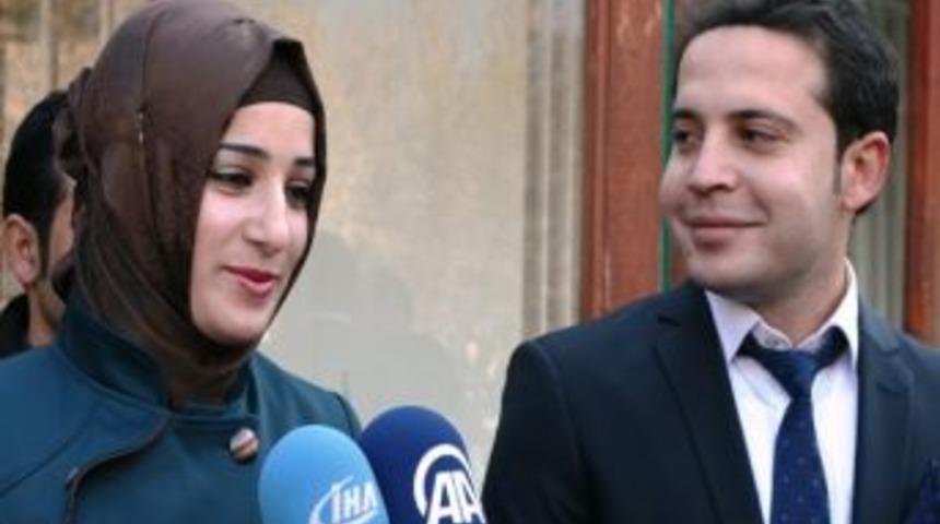 12.12.12&rsquo;de 12 Şahit İle Evlendiler