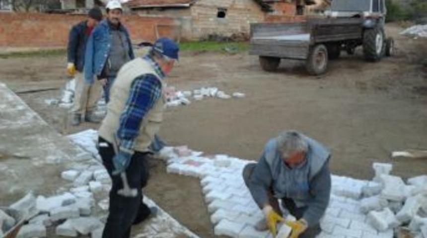 K&ouml;yde 'kilittaş'ı Sevinci