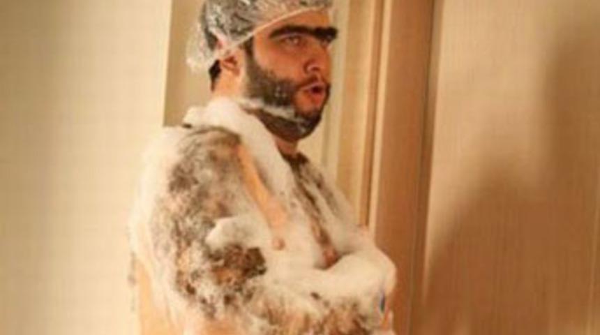 Agresifim gompleksliyim senaryosuzum