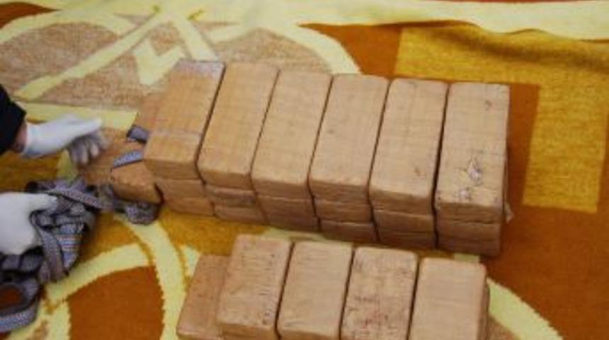 Mersin'de 54 Kilo Eroin Ele Ge&ccedil;irildi