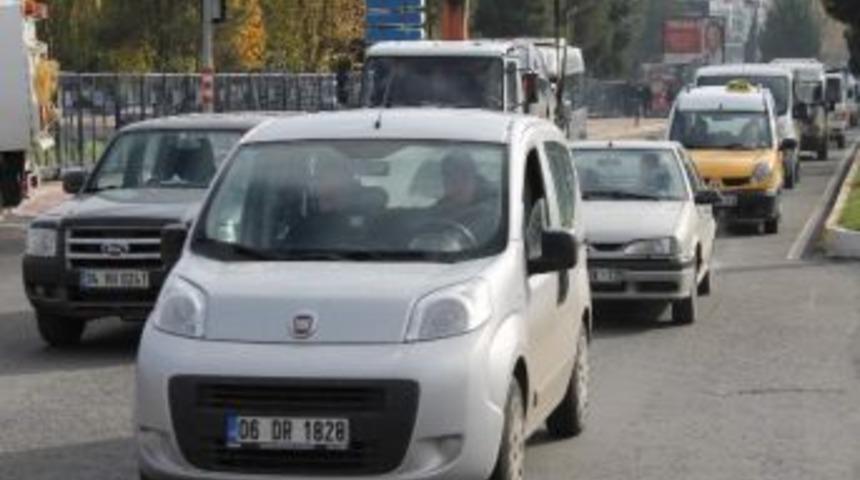 Diyarbakır&rsquo;da Kış Lastikleri T&uuml;kendi