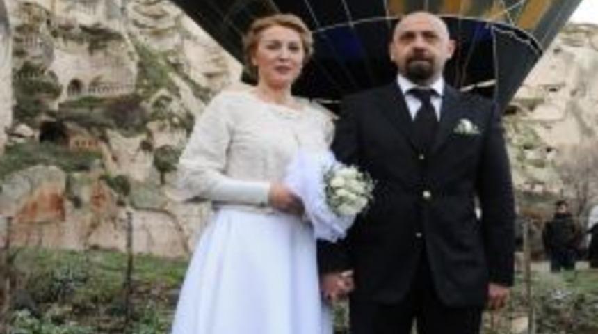 Kapadokya&rsquo;da Bin 200 Metre Y&uuml;ksekte 12.12.2012.12.12 &Ccedil;ılgınlığı