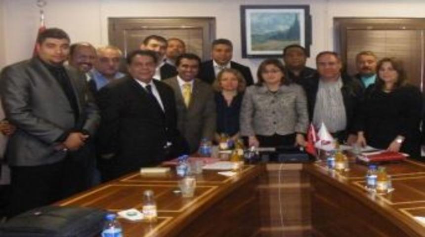 Biga Roman Derneği'nden Bakan Şahin'e Ziyaret