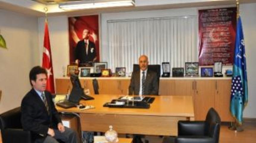 Vali Pek&rsquo;ten T&uuml;rk Telekom&rsquo;a Ziyaret