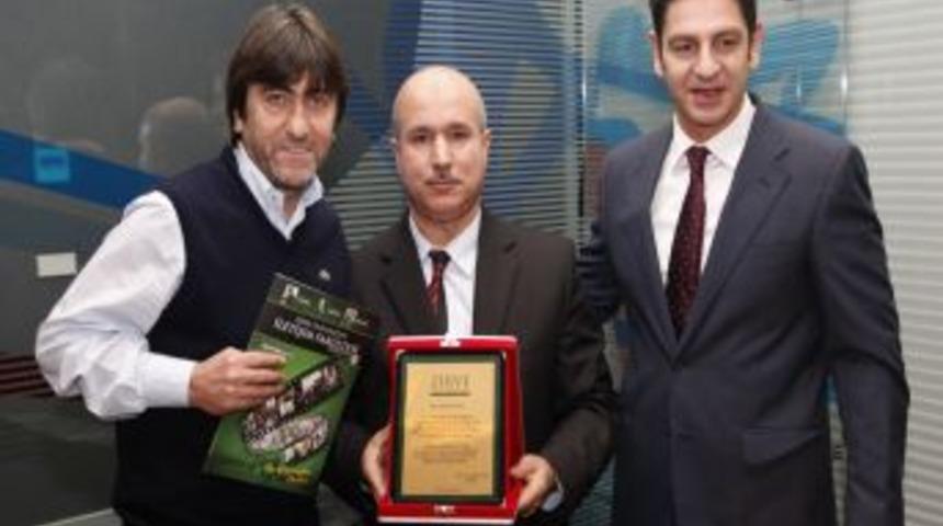 Zirve Yılın Spor Programı, &ldquo;%100 Futbol&rdquo; Dedi