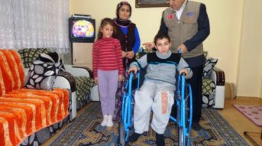 Kimse Yok Mu, Engelli Enes'i Hayaline Kavuşturdu