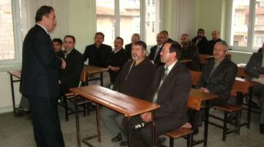 Din G&ouml;revlilerine Vaaz Semineri