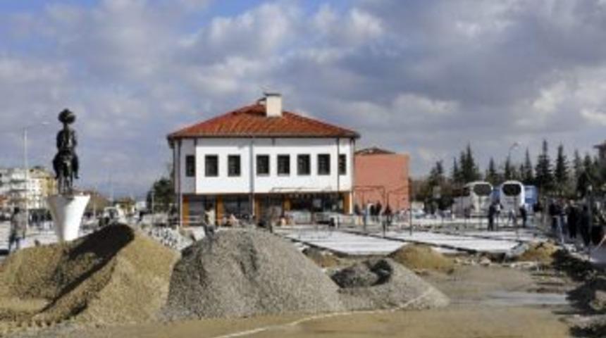 Akşehir Yeni Bir Meydana Kavuşuyor