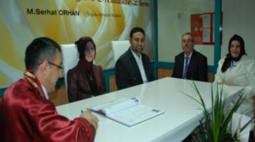 Turgutlu&rsquo;da 5 &Ccedil;ift D&uuml;nya Evine Girdi